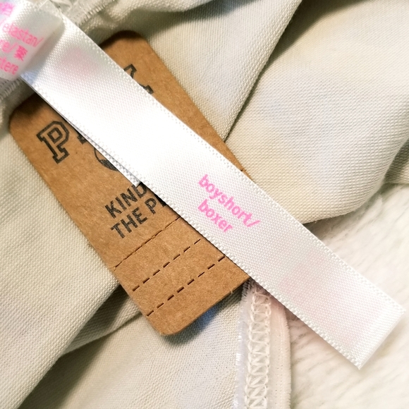 Victoria's Secret PINK Holiday Collection Boxer - Boyshort❤🎄 - Picture 6 of 11